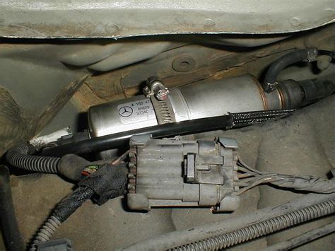 1999 mercedes ml320 fuel filter location 